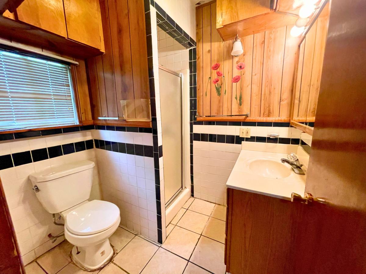 Apartment for rent at 742-746 Gulf St, San Antonio, TX 78202