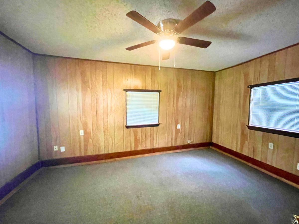 Apartment for rent at 742-746 Gulf St, San Antonio, TX 78202