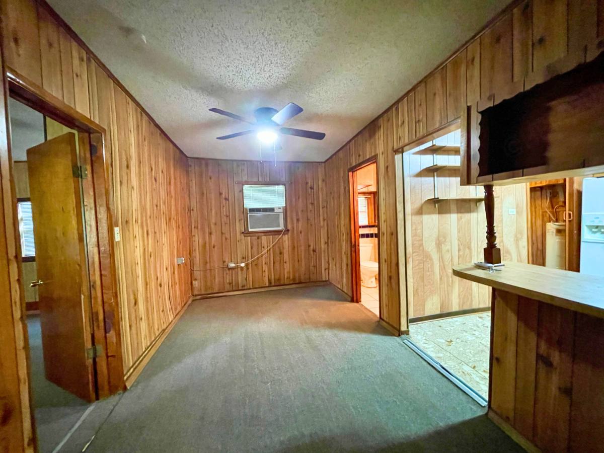 Apartment for rent at 742-746 Gulf St, San Antonio, TX 78202
