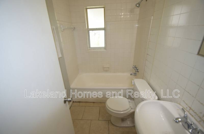 House for rent at 1213 W Patterson St, Lakeland, FL 33815