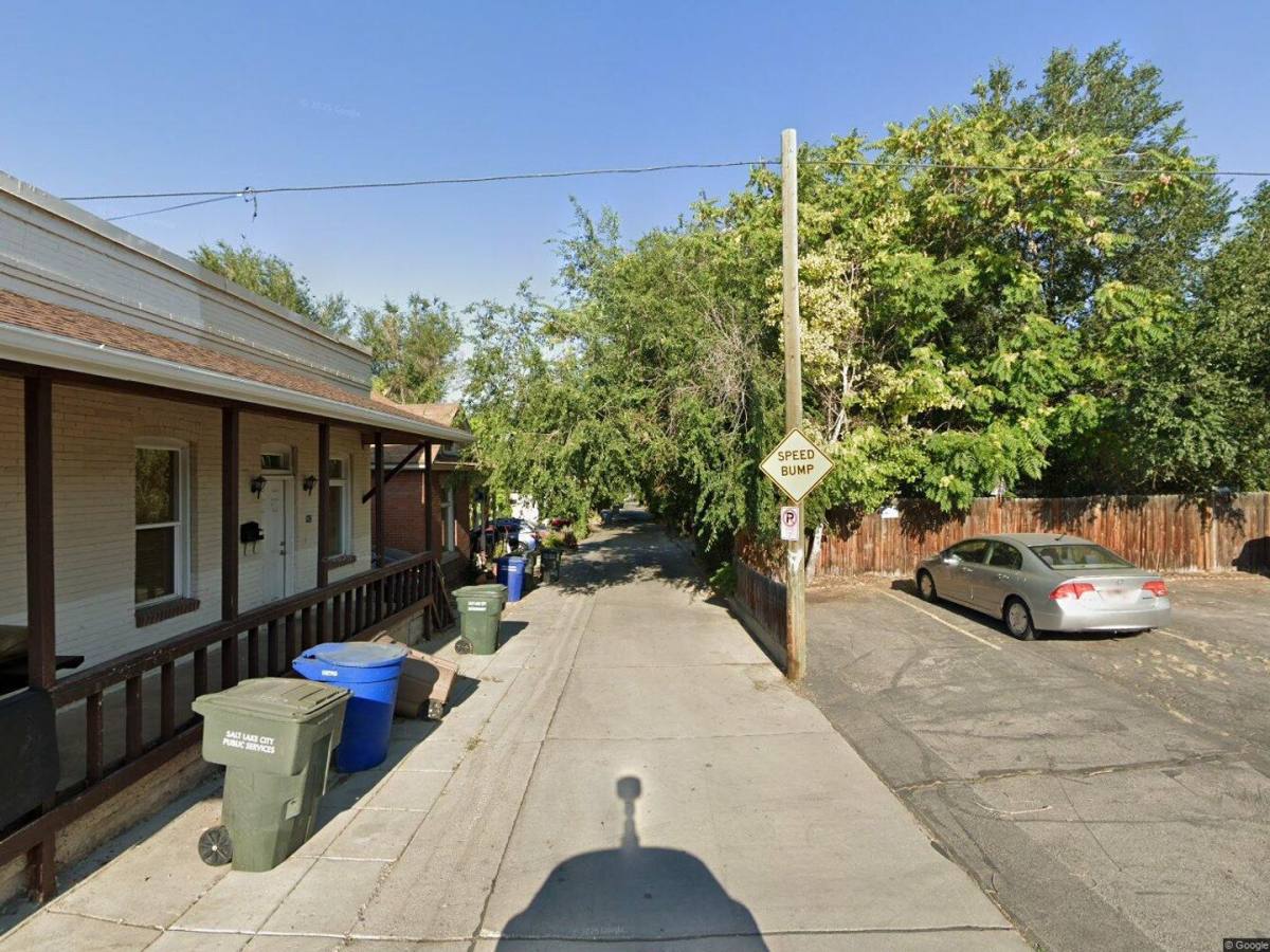 Apartment for rent at 862 E Menlo Ave, Salt Lake City, UT 84102