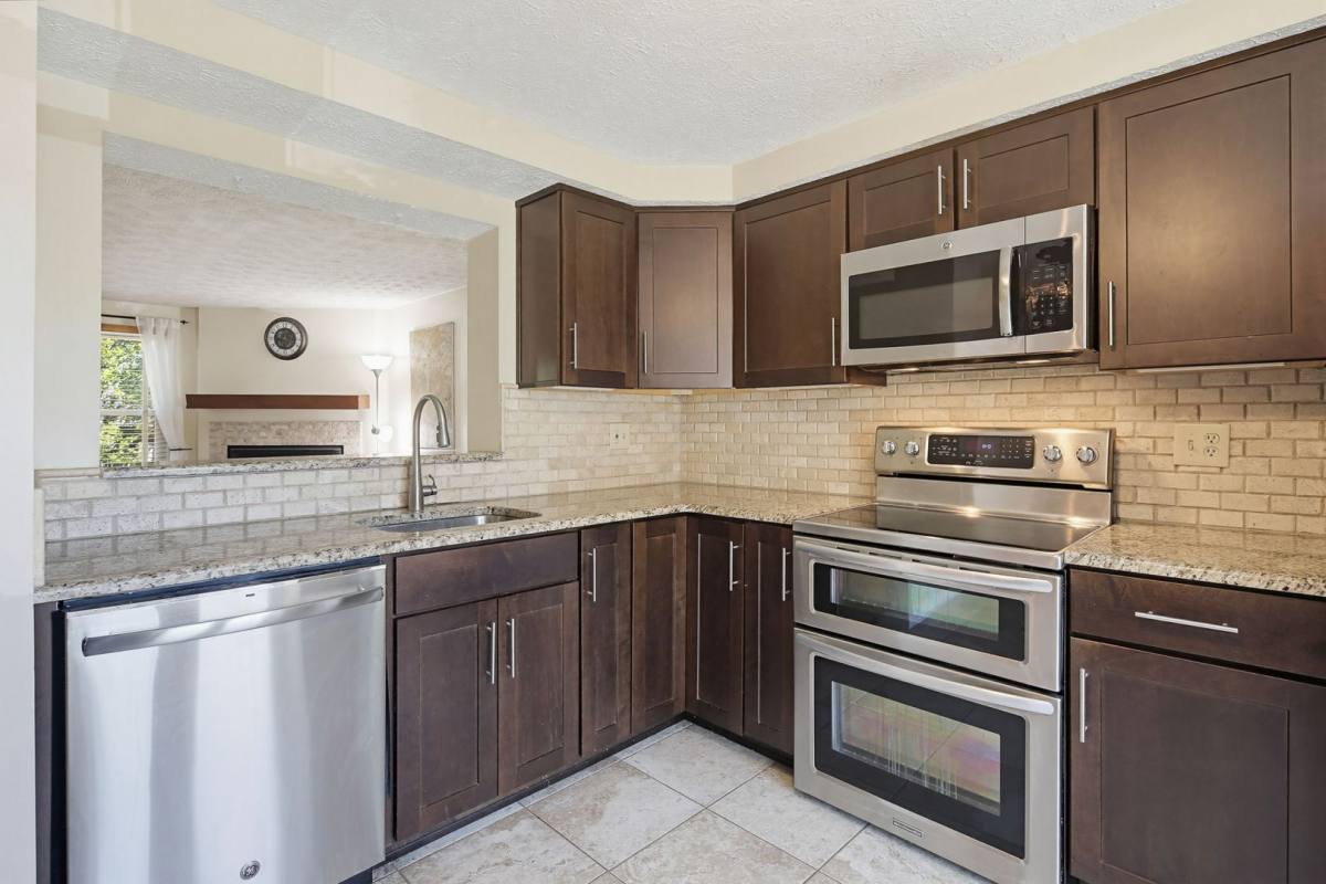 Townhouse for rent at 9402 Granite Hill, Columbia, MD 21046