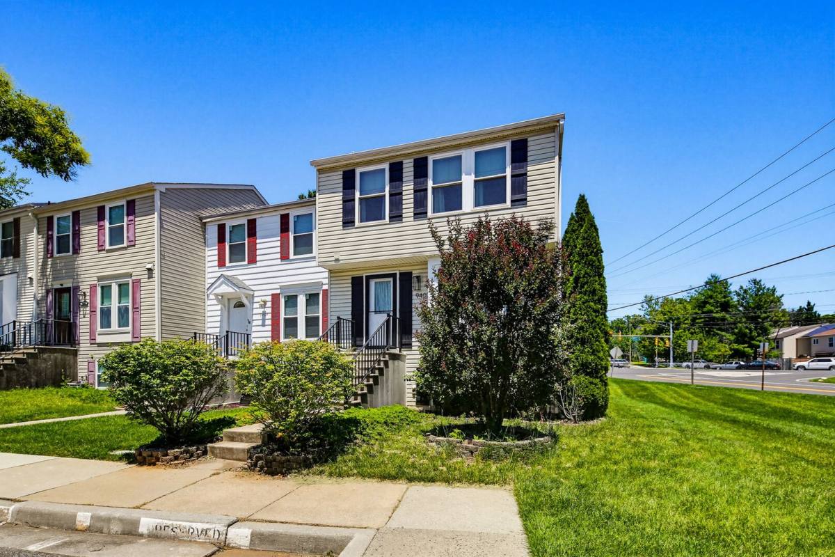 Townhouse for rent at 9402 Granite Hill, Columbia, MD 21046