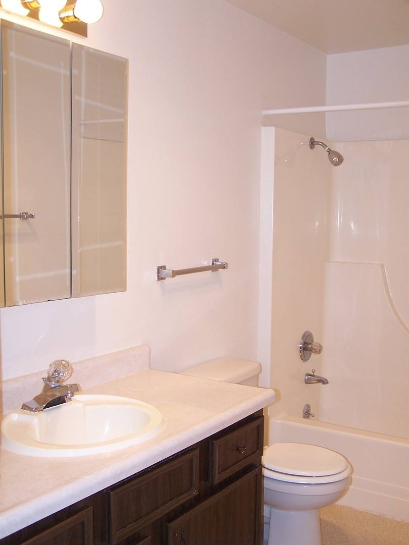 Apartment for rent at 350 S 8th St, Coos Bay, OR 97420