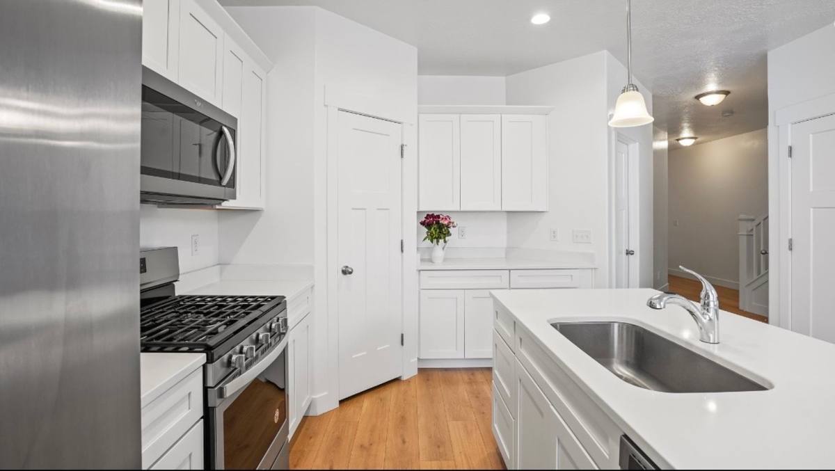 Apartment for rent at 3988 W 1650 N, Lehi, UT 84043