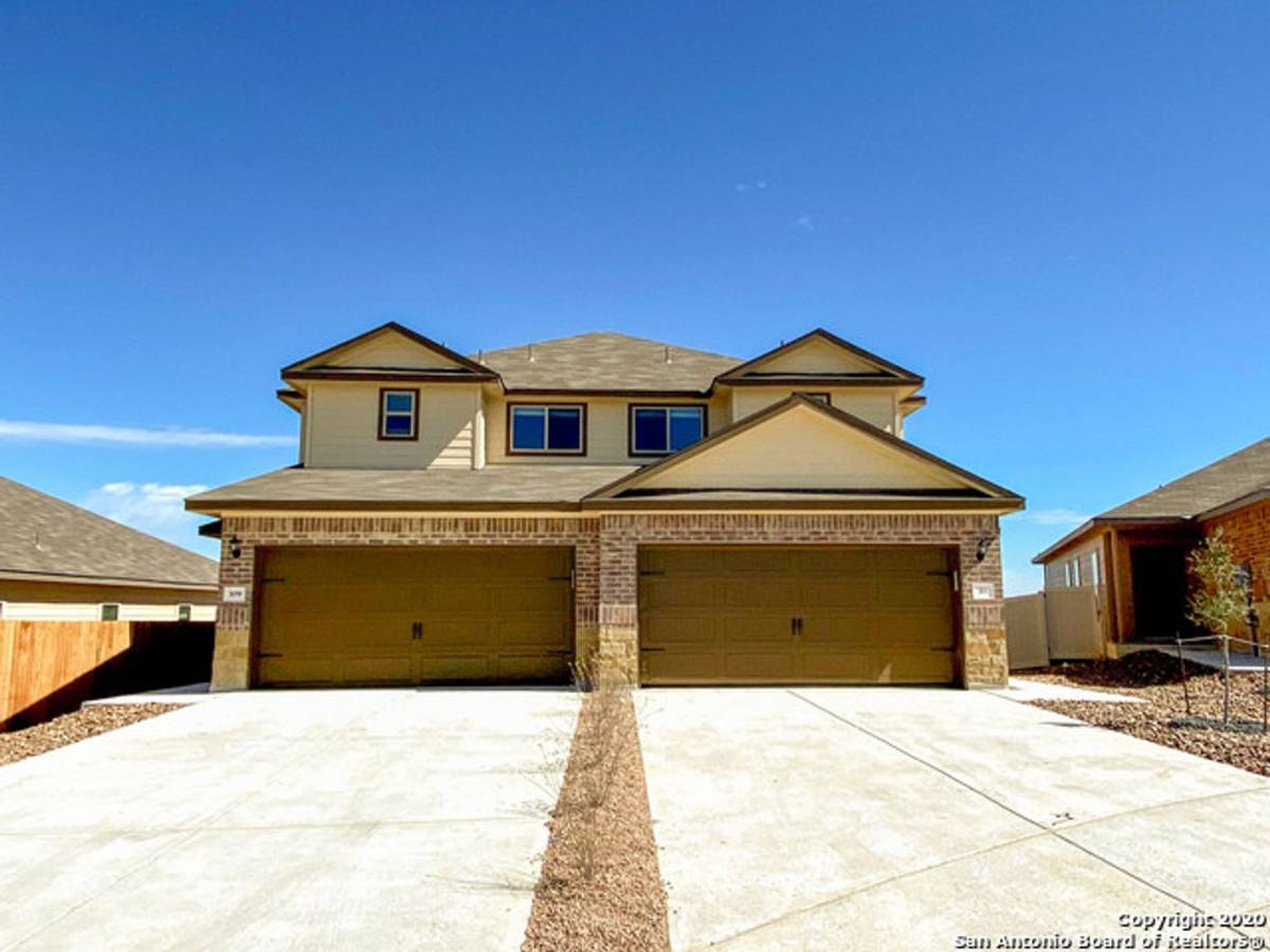 Townhouse for rent at 1152 Stanley Way, Seguin, TX 78155