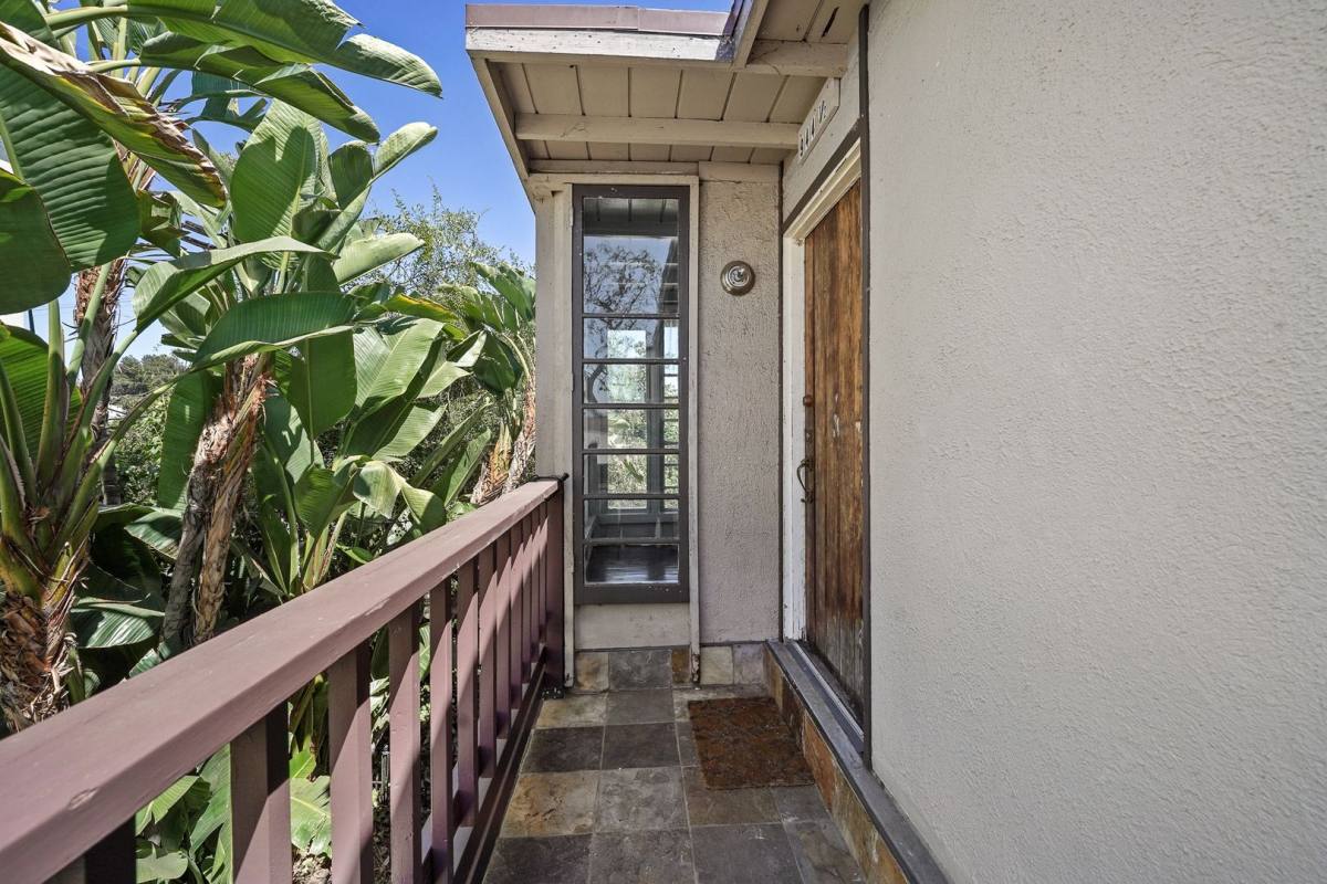 Apartment for rent at 944 Maltman Ave, Los Angeles, CA 90026