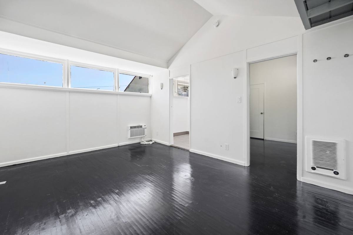 Apartment for rent at 944 Maltman Ave, Los Angeles, CA 90026
