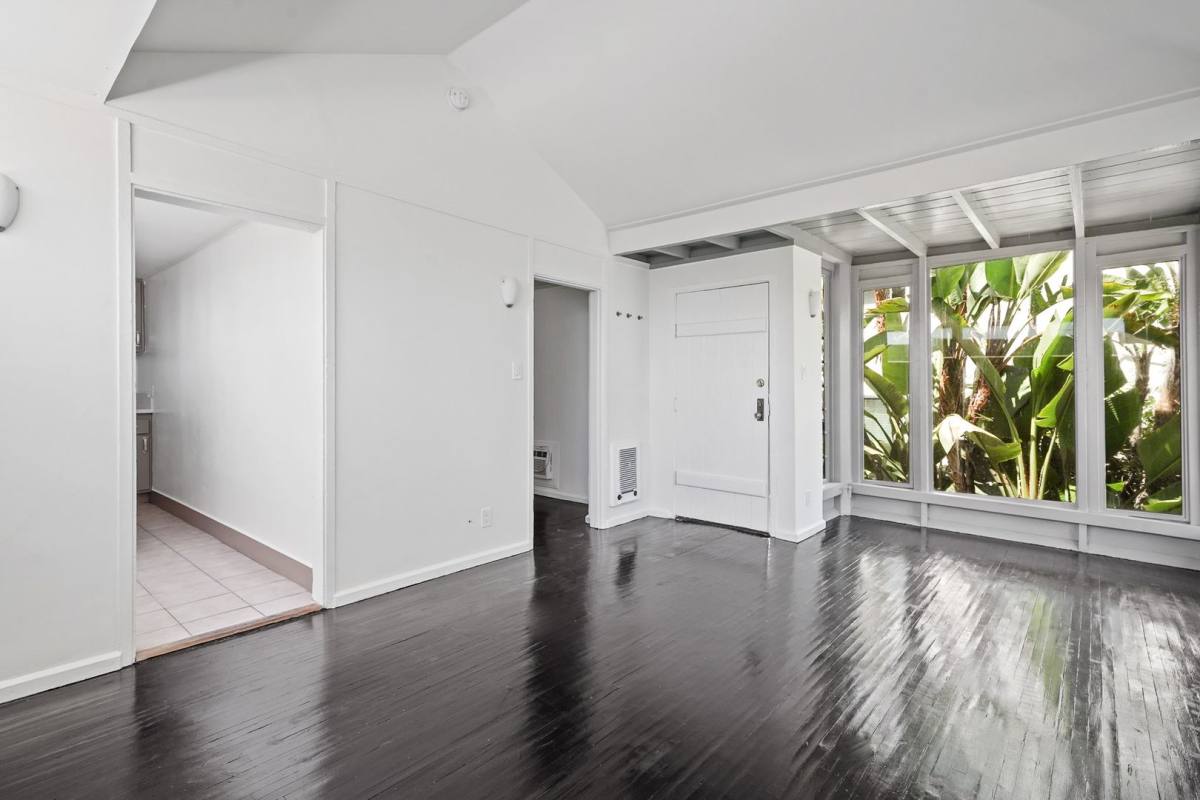 Apartment for rent at 944 Maltman Ave, Los Angeles, CA 90026
