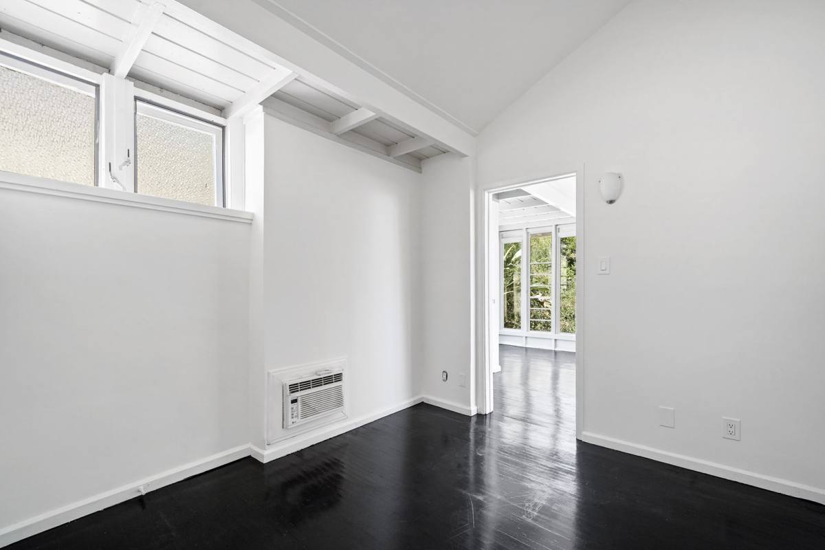 Apartment for rent at 944 Maltman Ave, Los Angeles, CA 90026