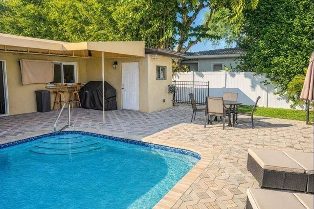 House for rent at 730 SE 3rd Terrace, Pompano Beach, FL 33060