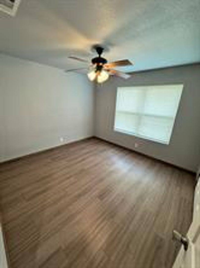 Apartment for rent at 462 Derrs Chapel, Italy, TX 76651