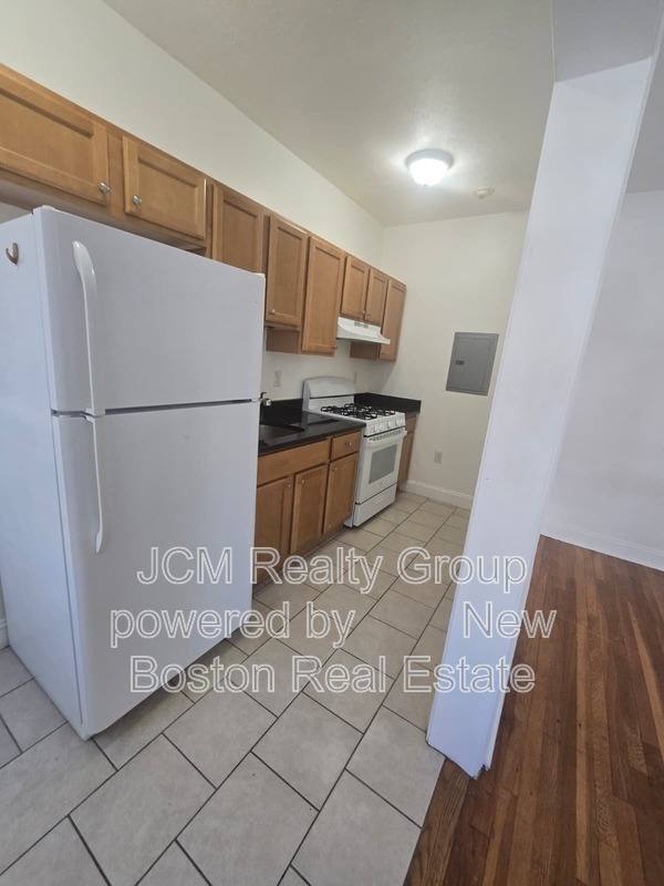 Apartment for rent at 10 Yeamans St #U-3, Revere, MA 02151