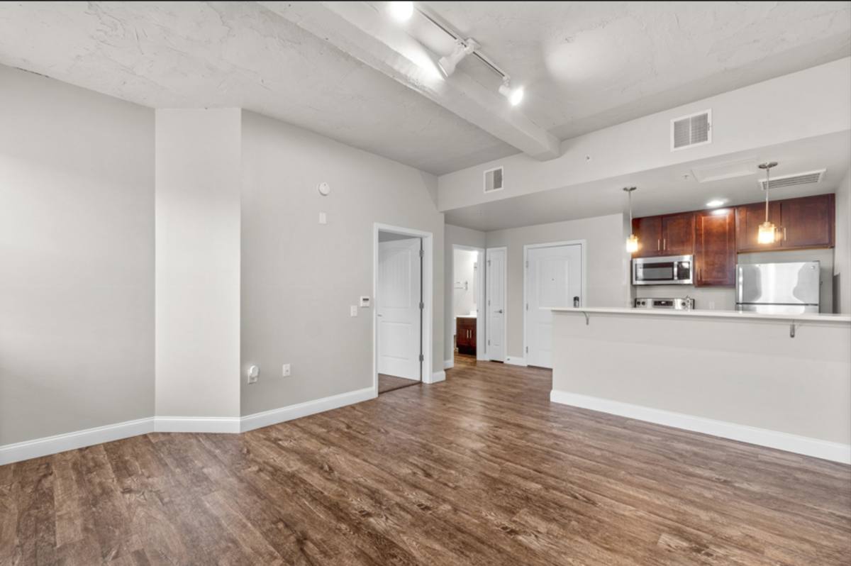 Apartment for rent at 232 E Market St, York, PA 17403