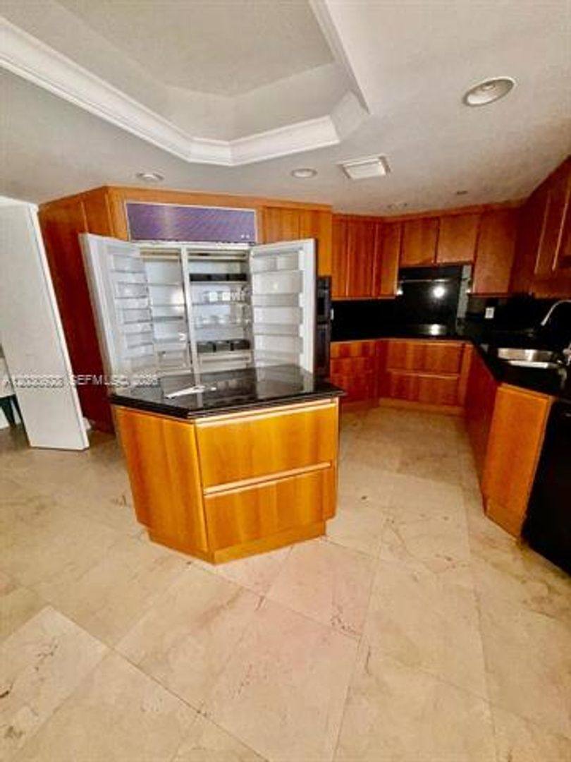 Condo for rent at 9595 Collins Ave, Miami Beach, FL 33154