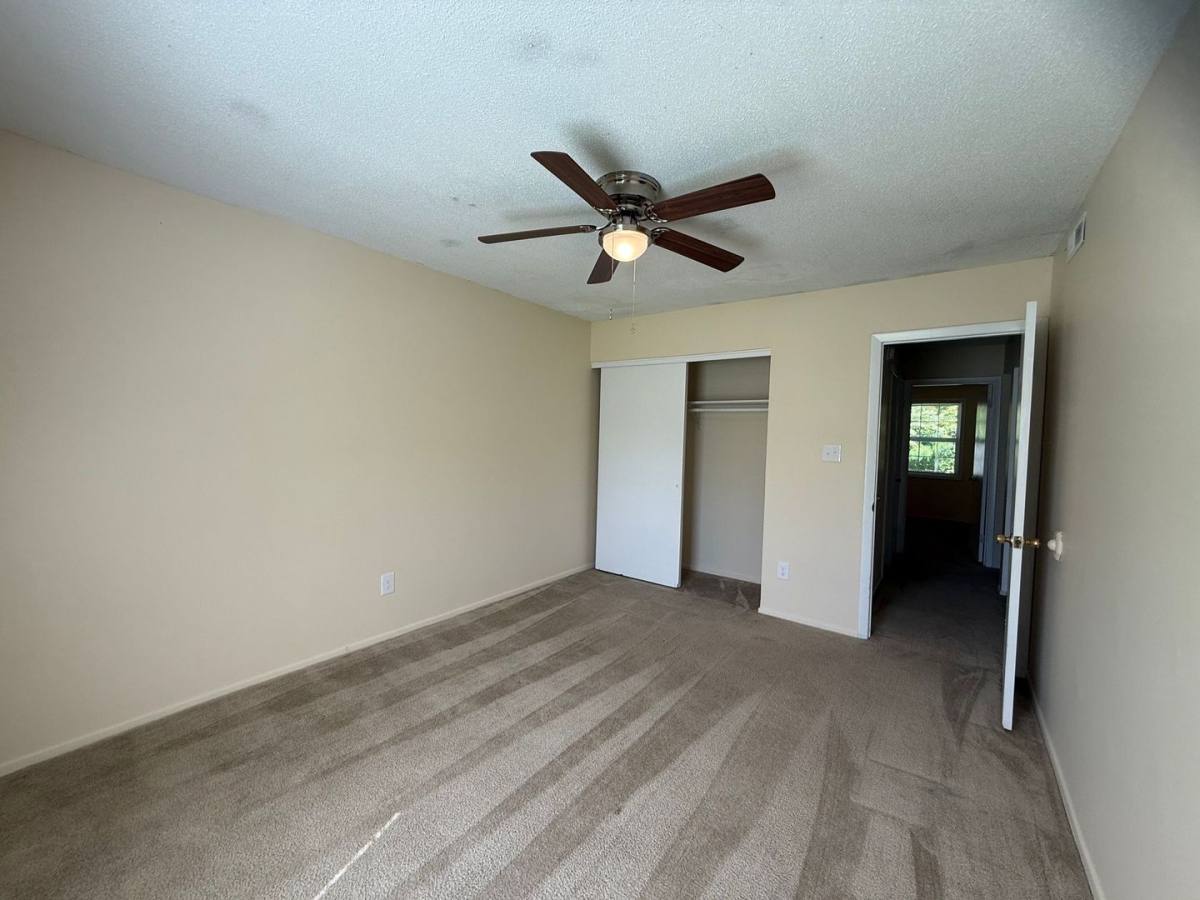 House for rent at 136 Village Court, Jacksonville, NC 28540