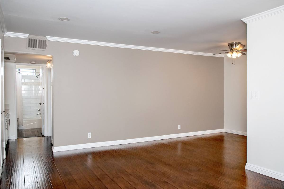 Apartment for rent at 226 E Elmwood Ave, Burbank, CA 91502