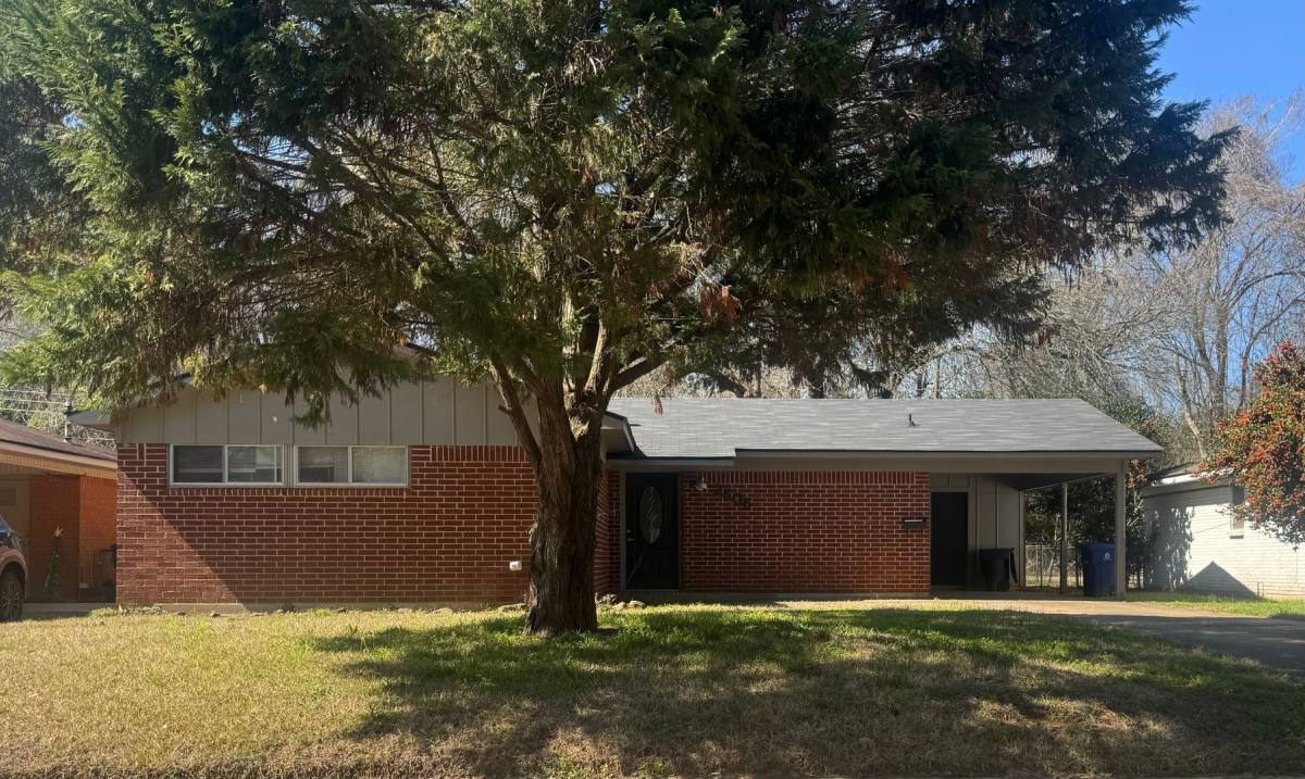 House for rent at 2506 Mecom Dr, Shreveport, LA 71104