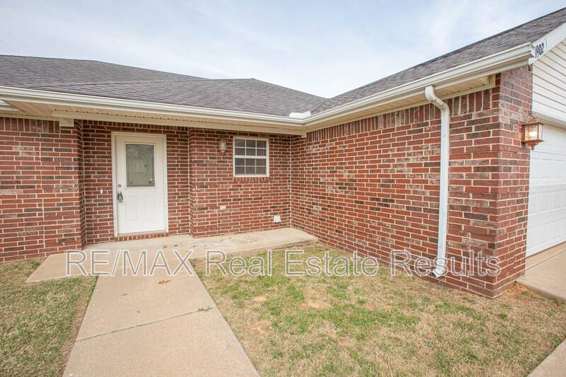 House for rent at 1902 SW Fremont St, Bentonville, AR 72713