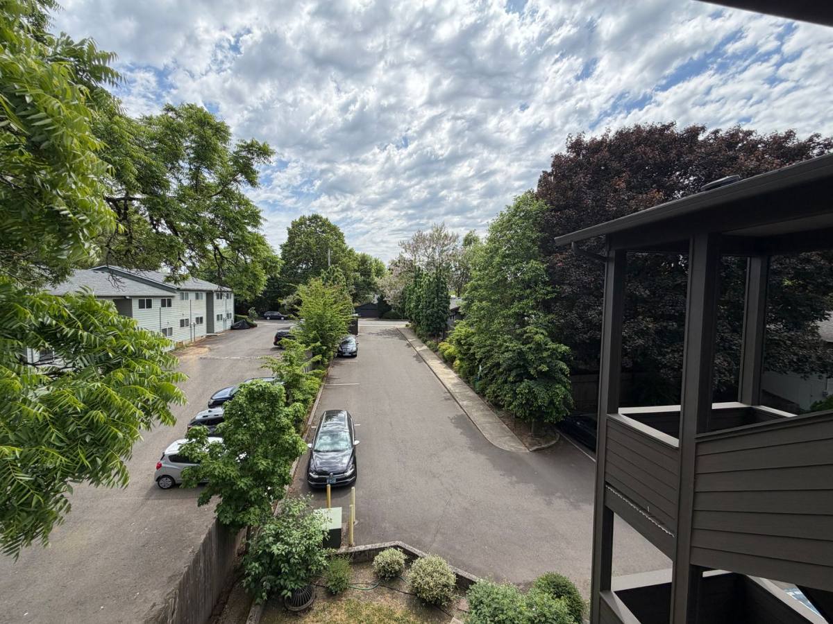 Apartment for rent at 3651 SE Francis St, Portland, OR 97202