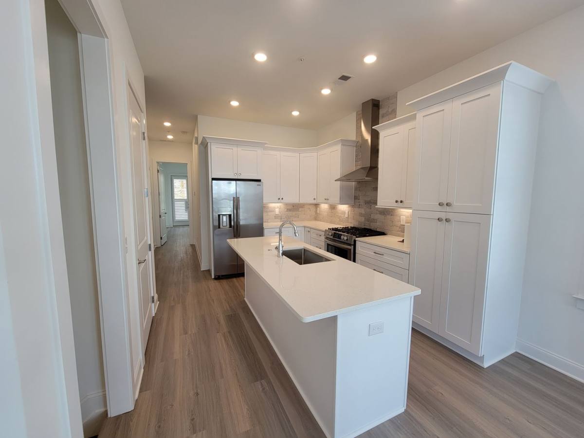 Townhouse for rent at 111 Pearl St, Woodstock, GA 30188