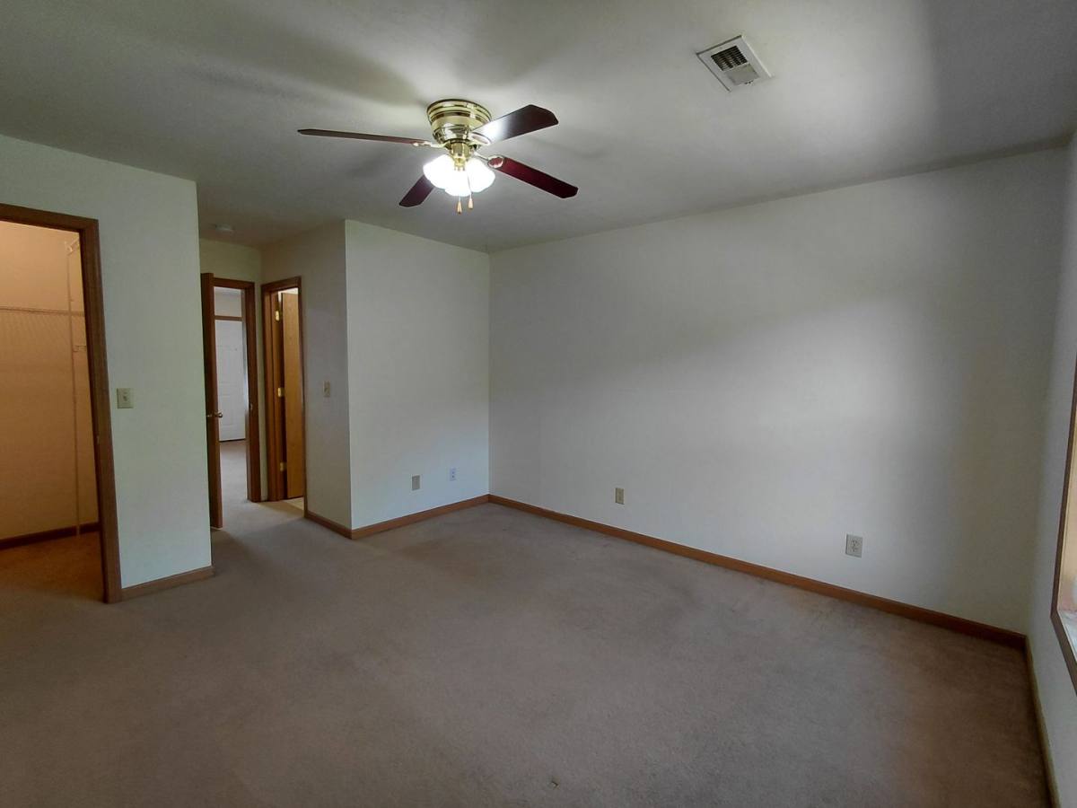 Apartment for rent at 1825 Vichy, Rolla, MO 65401