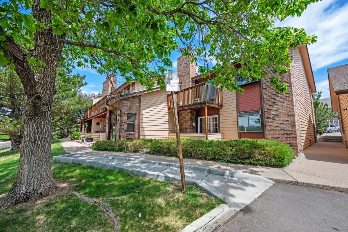 Townhouse for rent at 701 Canyon Dr, Castle Rock, CO 80104
