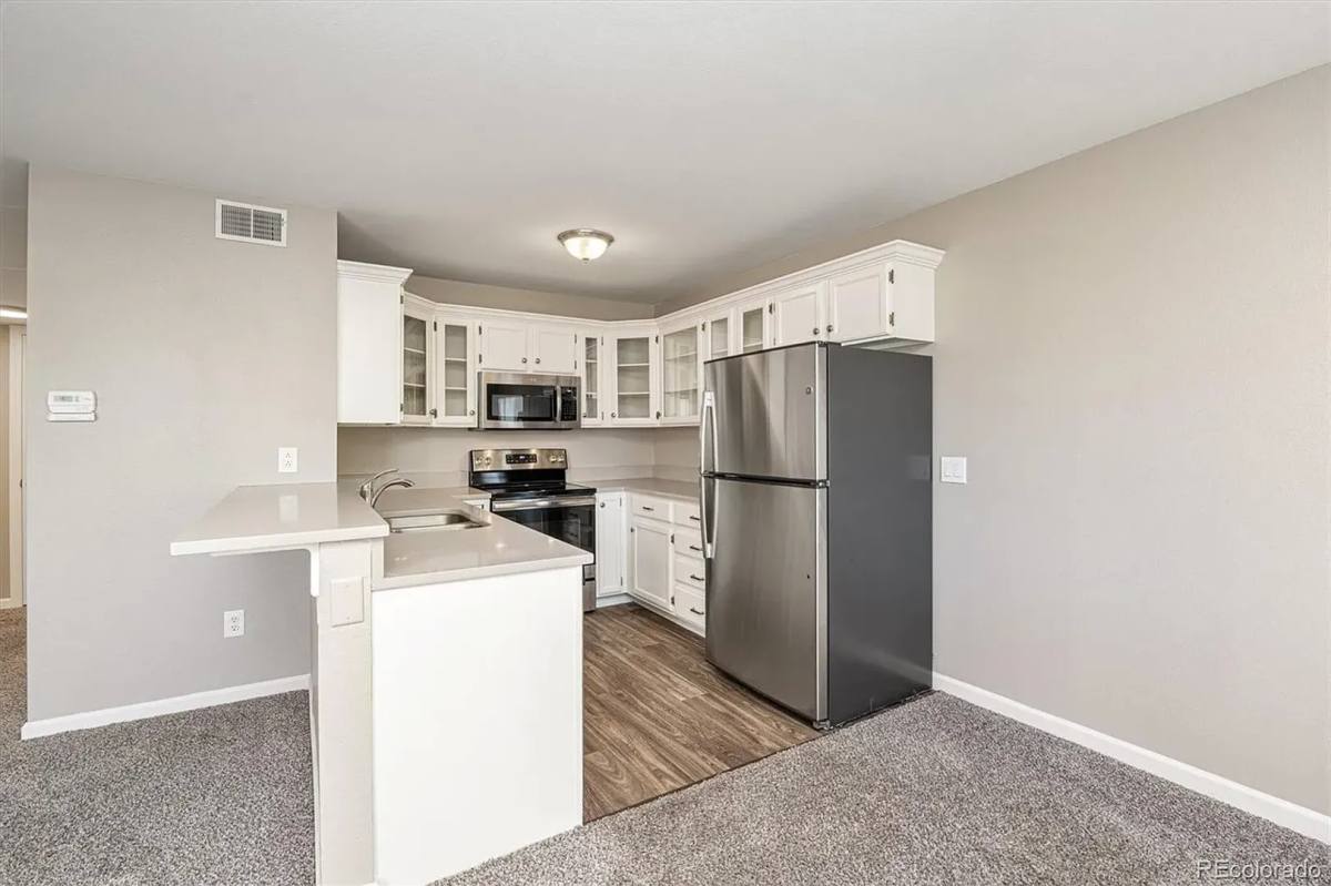 Townhouse for rent at 701 Canyon Dr, Castle Rock, CO 80104
