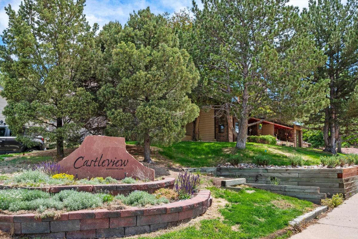 Townhouse for rent at 701 Canyon Dr, Castle Rock, CO 80104