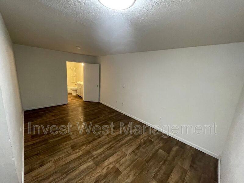 Apartment for rent at 277 Main St #3, Morton, WA 98356