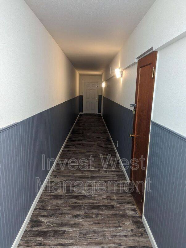 Apartment for rent at 277 Main St #3, Morton, WA 98356