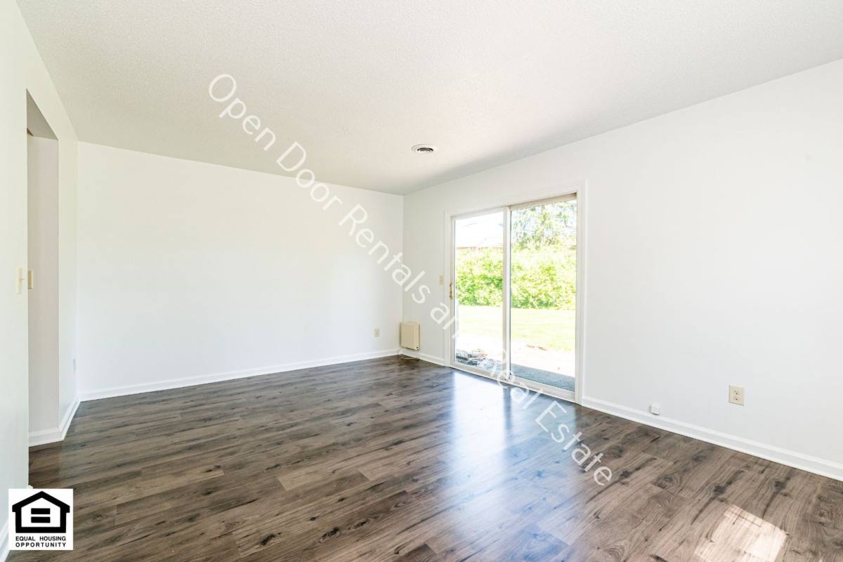 Apartment for rent at 5005 5007 Vermont Lane, Fort Wayne, IN 46815