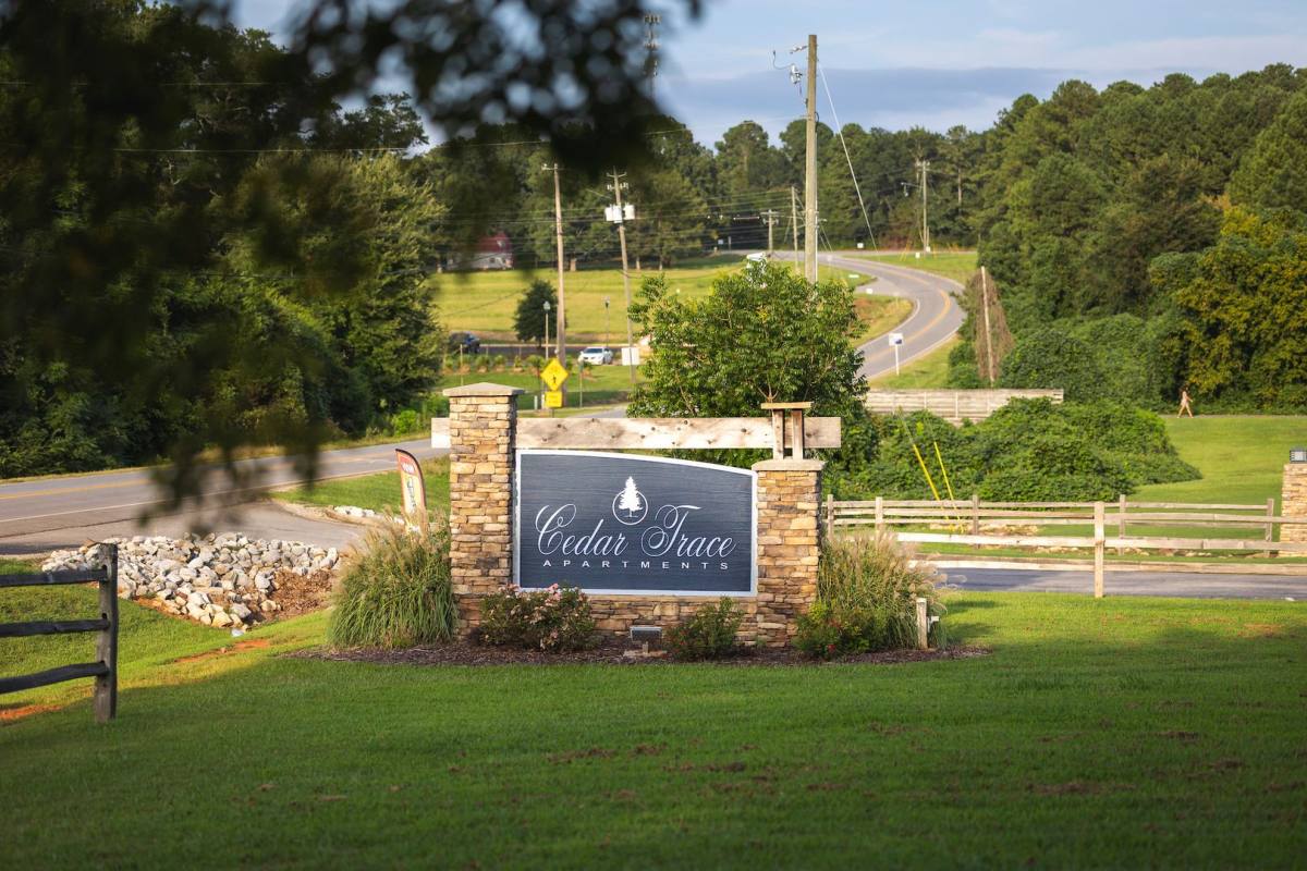 Apartment for rent at 7030 Alexandria Jacksonville Highway, Jacksonville, AL 36265