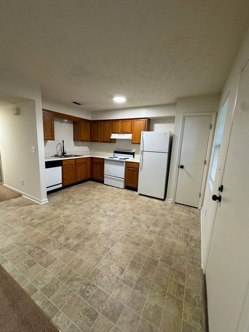 Apartment for rent at 7030 Alexandria Jacksonville Highway, Jacksonville, AL 36265