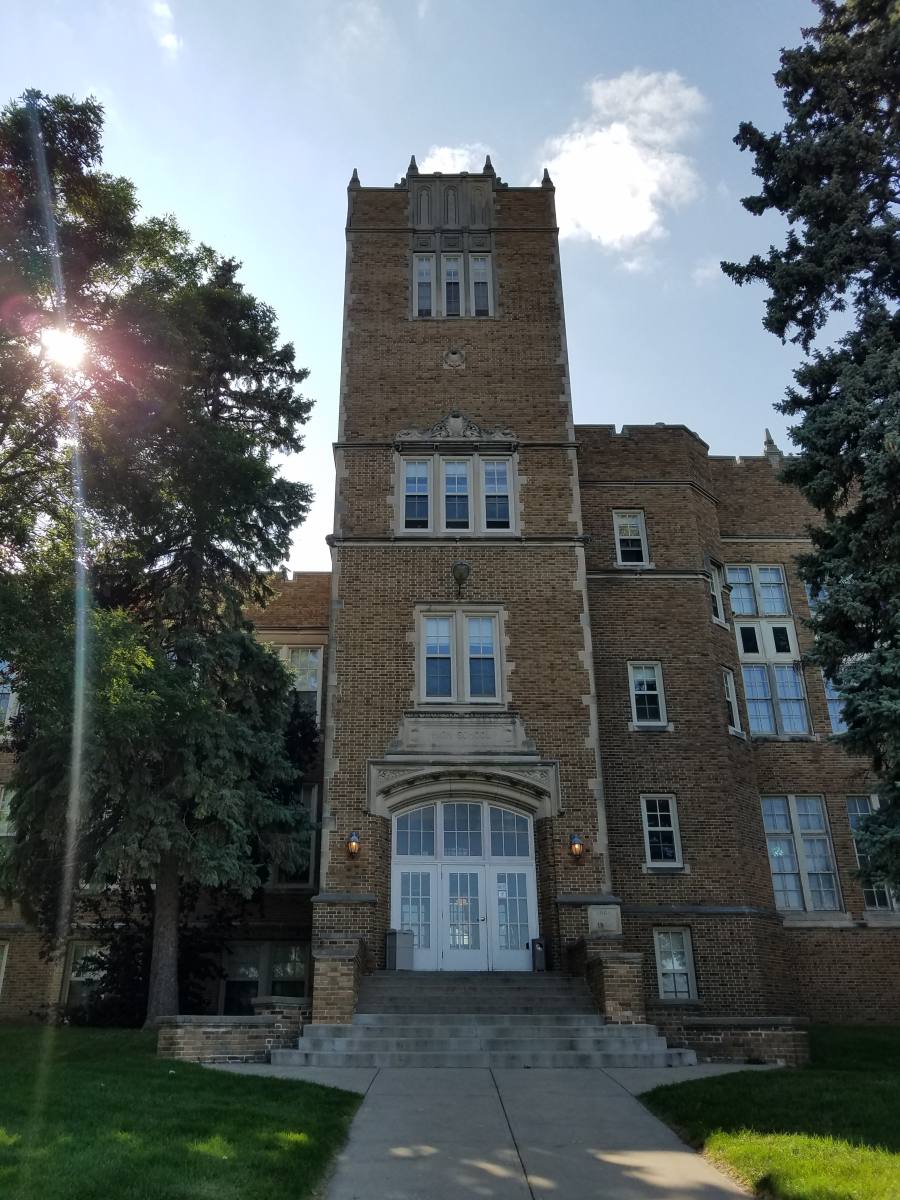 Apartment for rent at 201 S Copeland Ave, Jefferson, WI 53549