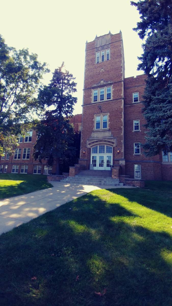 Apartment for rent at 201 S Copeland Ave, Jefferson, WI 53549
