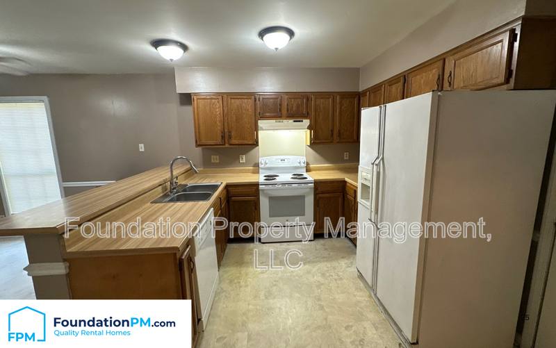 House for rent at 7209 German Creek Park, Memphis, TN 38125