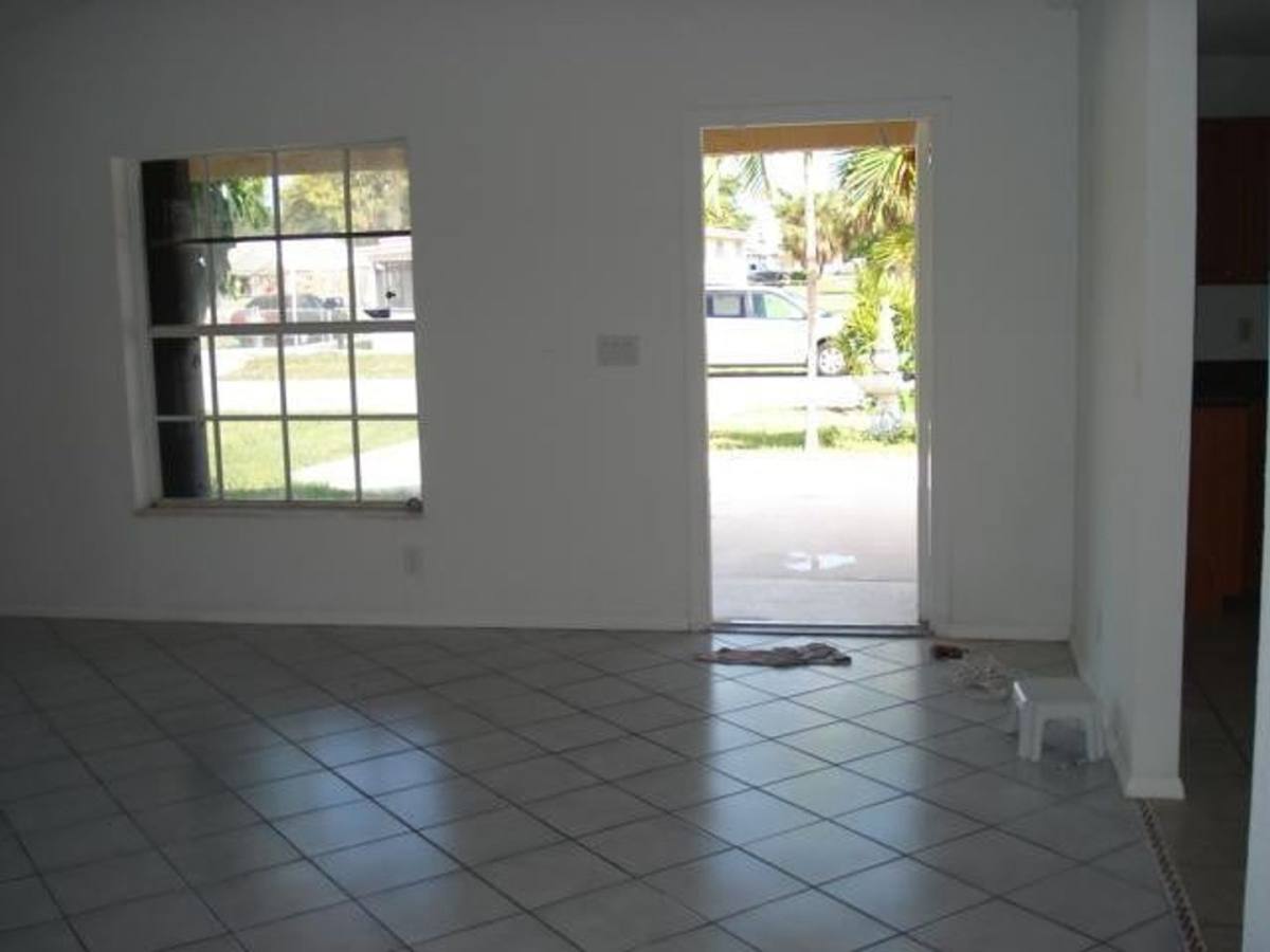 House for rent at 1880 NW 8th St, Pompano Beach, FL 33069