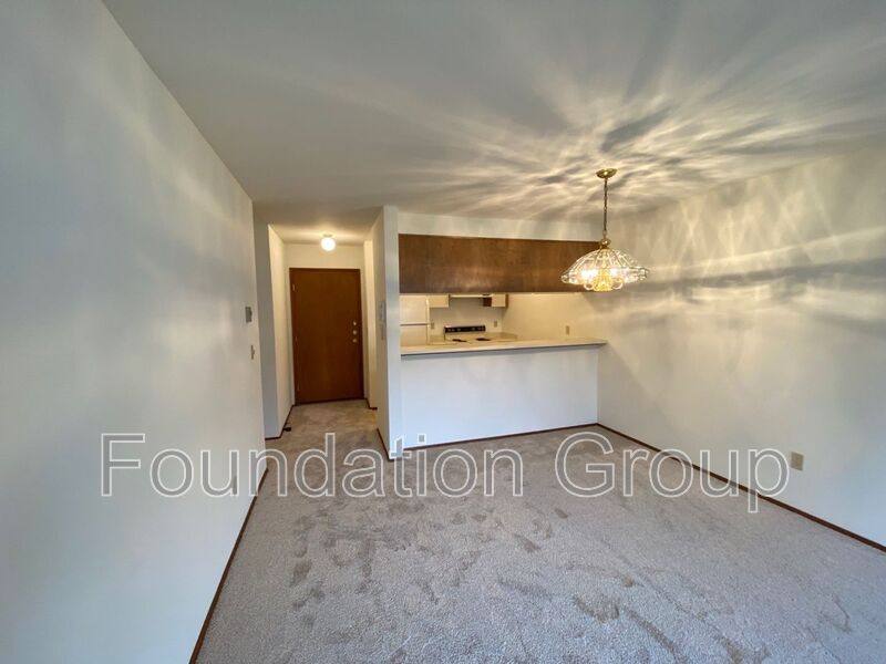 Apartment for rent at 12542 35th Ave NE #203, Seattle, WA 98125
