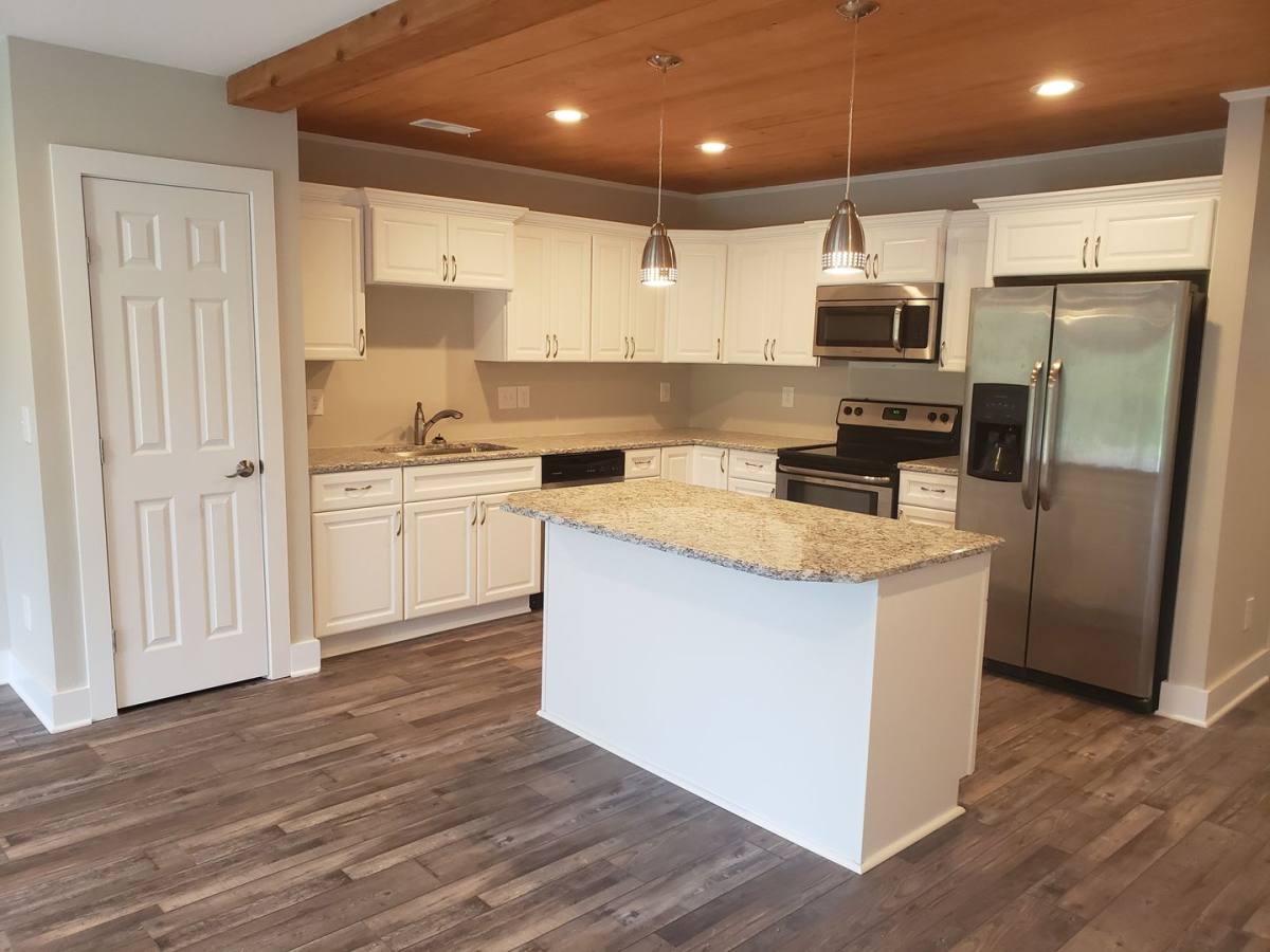 Townhouse for rent at 182 Pine Hollow Rd, Holly Ridge, NC 28445