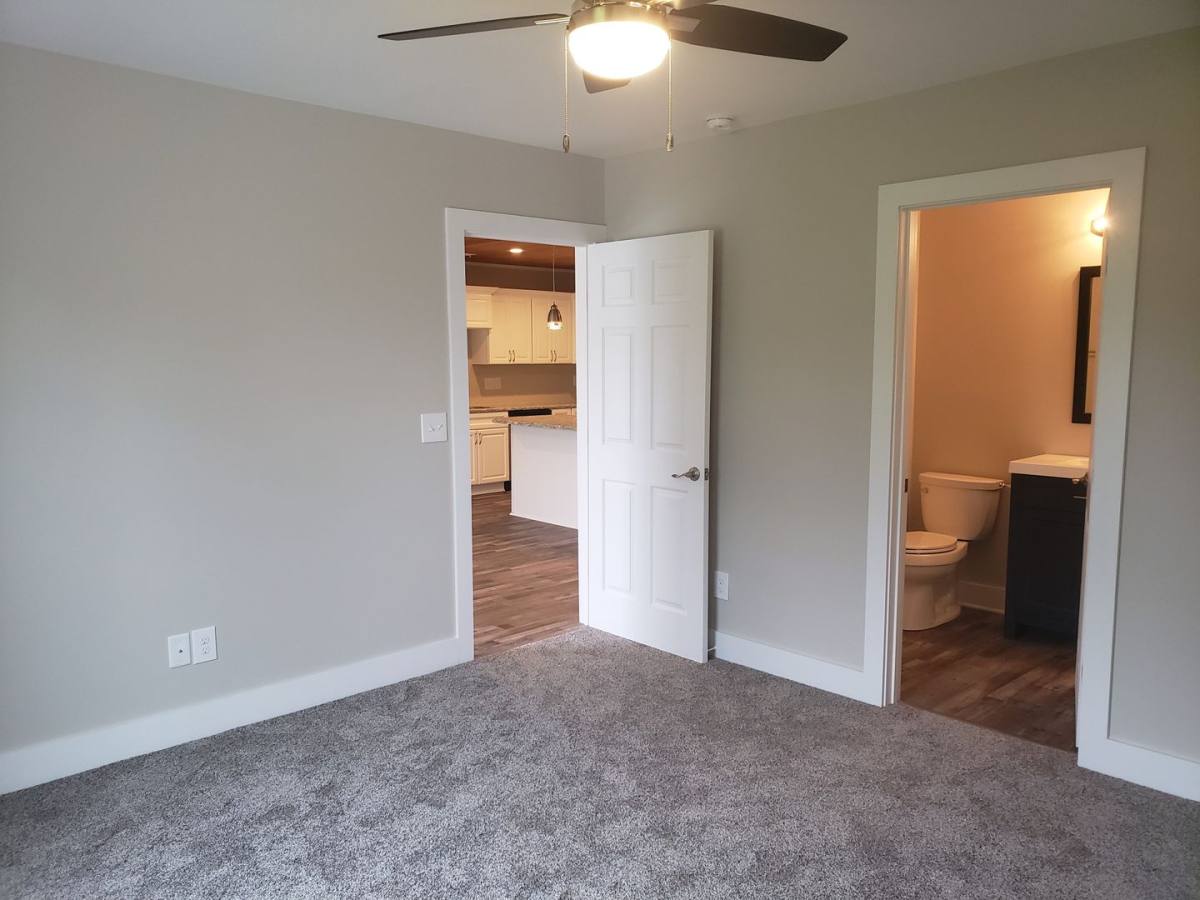 Townhouse for rent at 182 Pine Hollow Rd, Holly Ridge, NC 28445