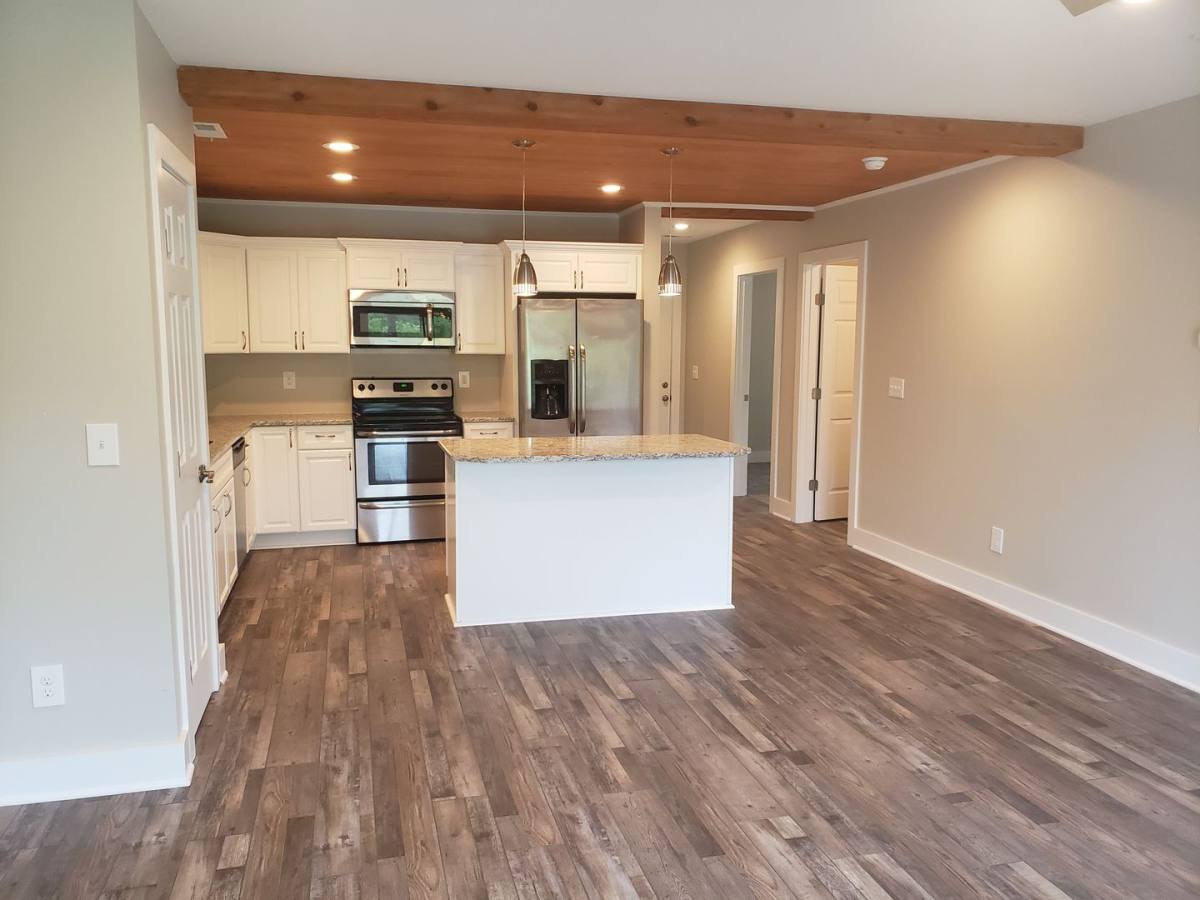 Townhouse for rent at 182 Pine Hollow Rd, Holly Ridge, NC 28445