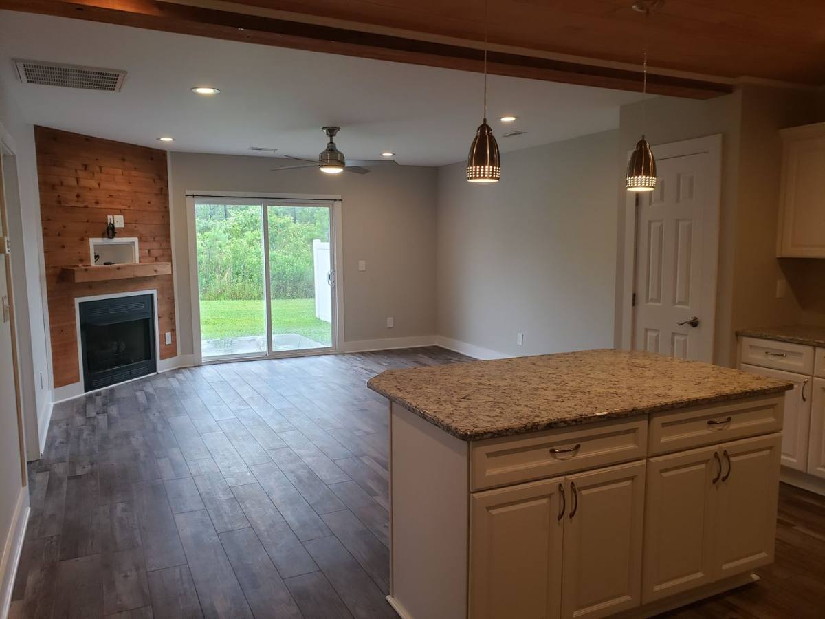 Townhouse for rent at 182 Pine Hollow Rd, Holly Ridge, NC 28445