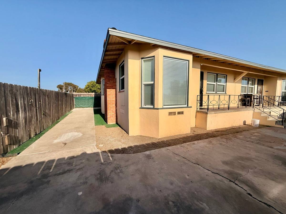 Apartment for rent at 5302 Churchward, San Diego, CA 92114