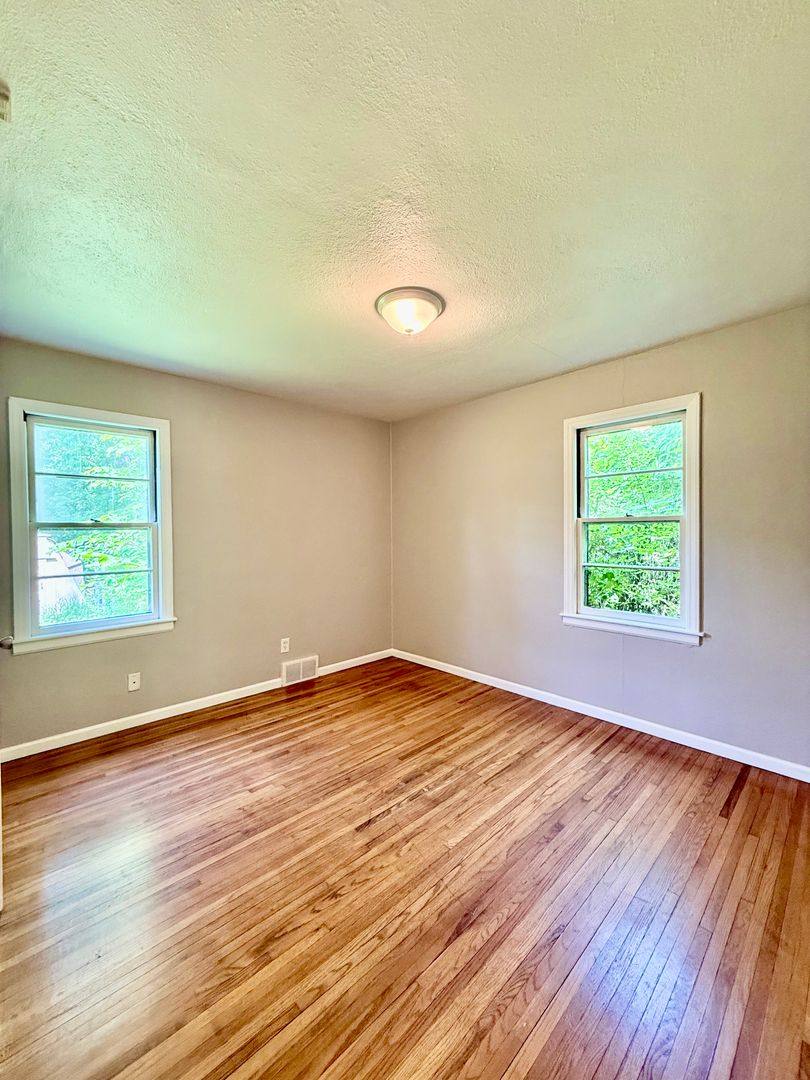 House for rent at 739 4th St NE, Valley City, ND 58072