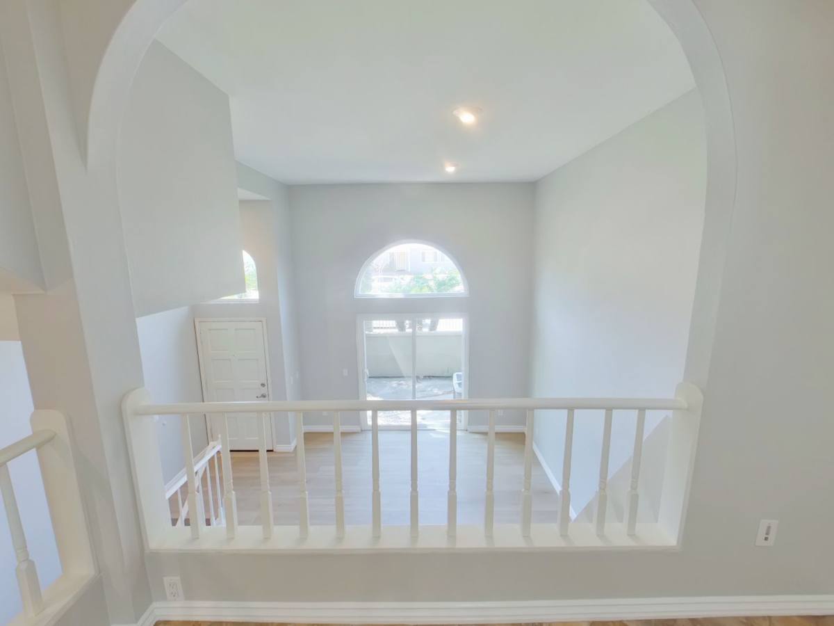 Townhouse for rent at 1940 Maple Ave, Costa Mesa, CA 92627