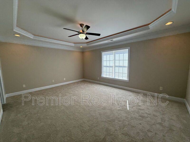 House for rent at 1476 Neville Gardens Lane, Winston Salem, NC 27103