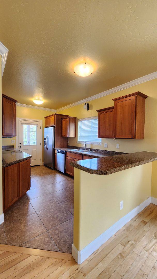 Condo for rent at 1020 Mount Ave, Missoula, MT 59801