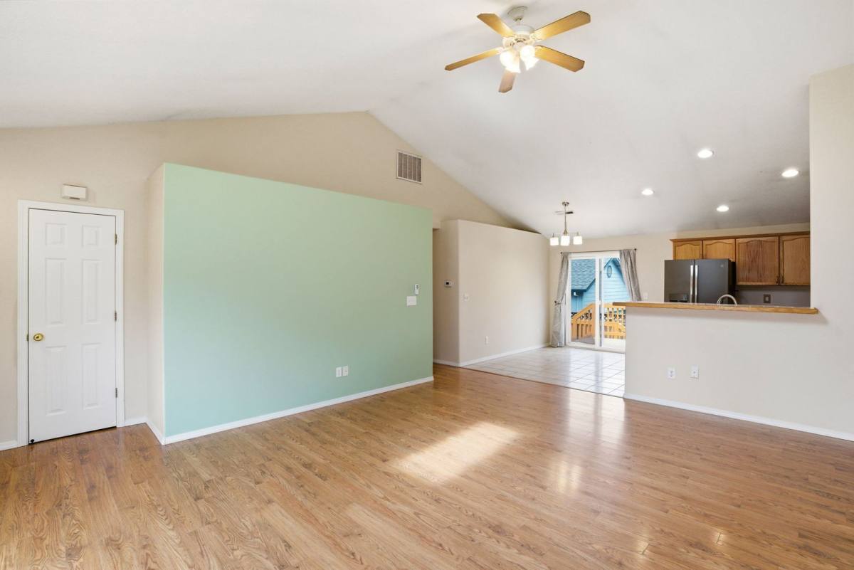 House for rent at 307 NW Angela Lane, Portland, OR 97214