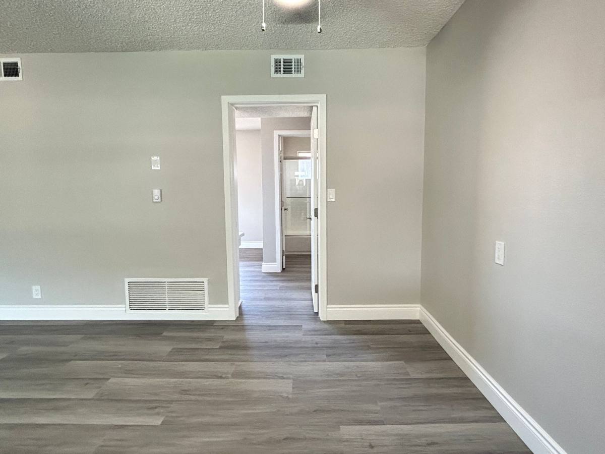 Apartment for rent at 1345 N San Gabriel Ave, Azusa, CA 91702